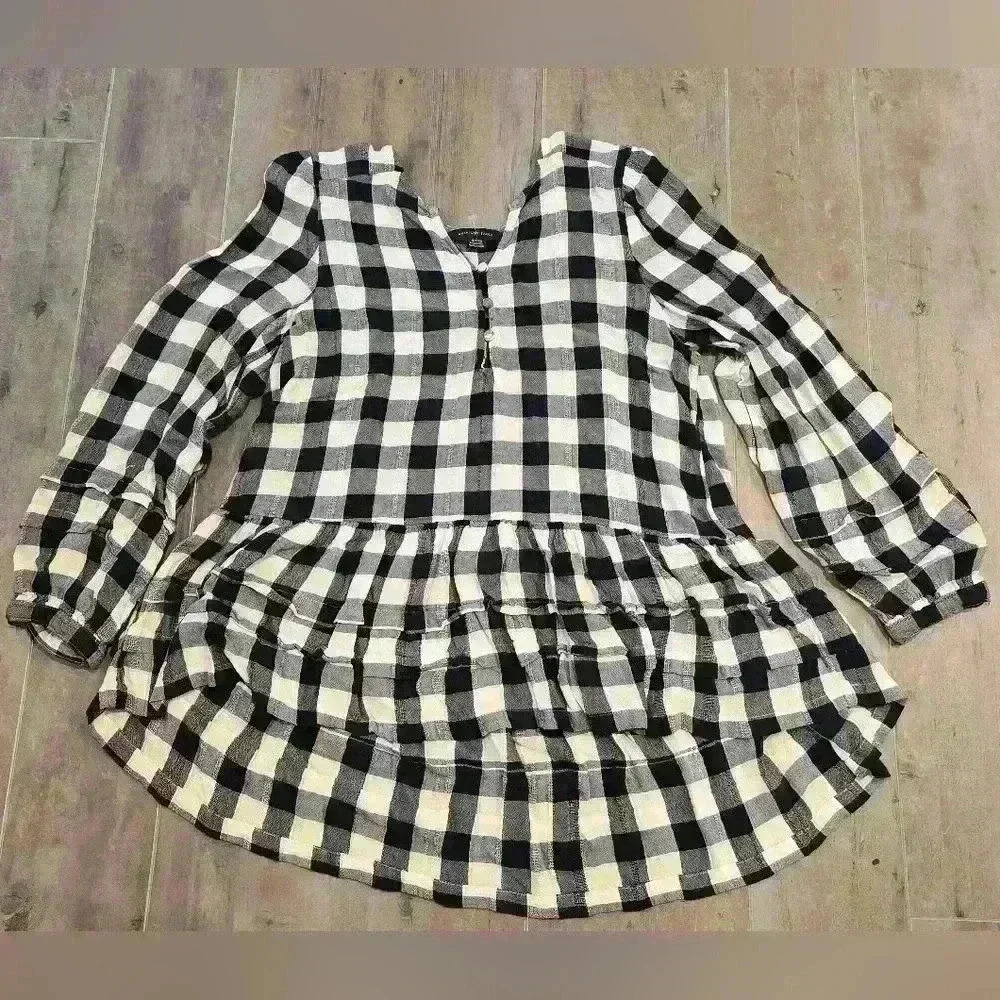 American Eagle Peasant Top Blue & White Plaid Boho Lightweight